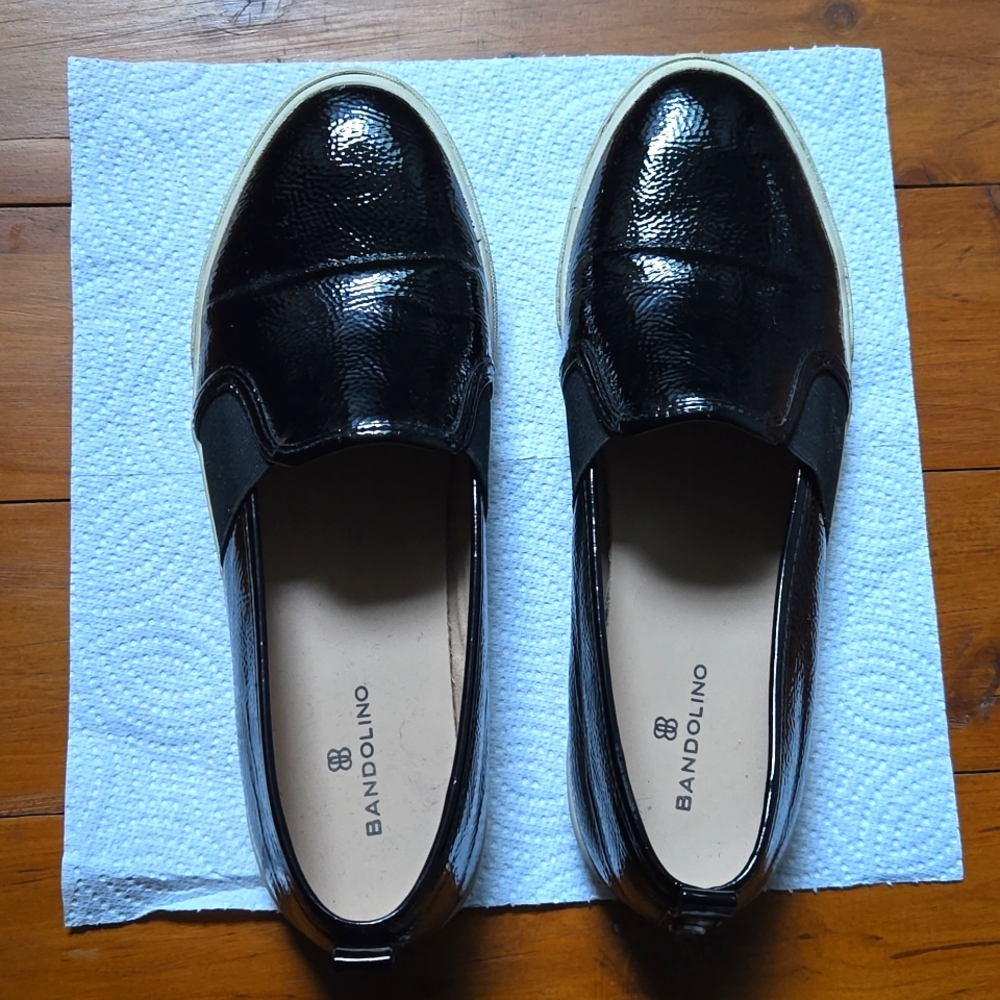 Bandolino Flats Women's size 9